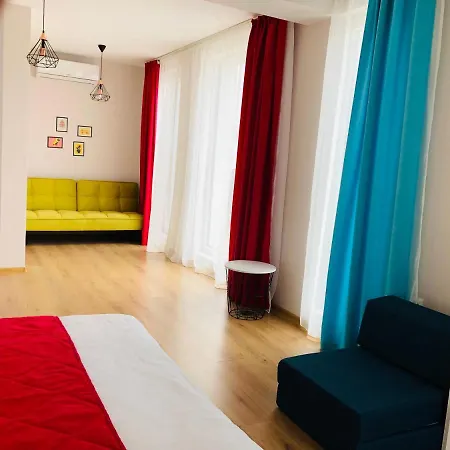 Colors Boutique Konukevi Obzor