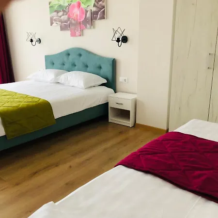 Colors Boutique Konukevi Obzor